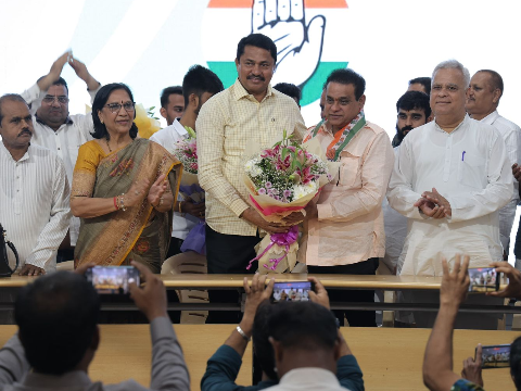 भिवंडीचे माजी महापौर विलास पाटील यांचा काँग्रेस पक्षात प्रवेश