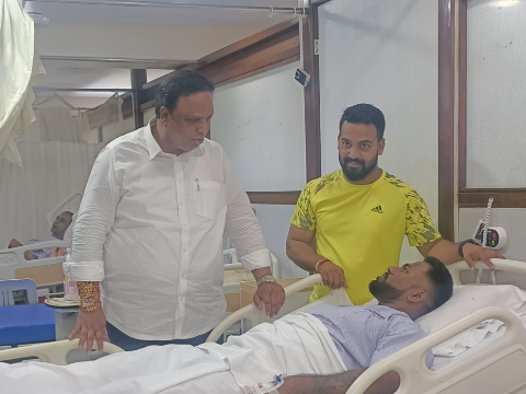 जखमी गोविंदावर नानावटीत उपचार